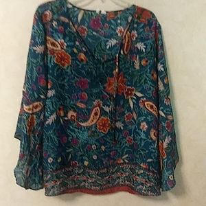 Women's plus size blouse